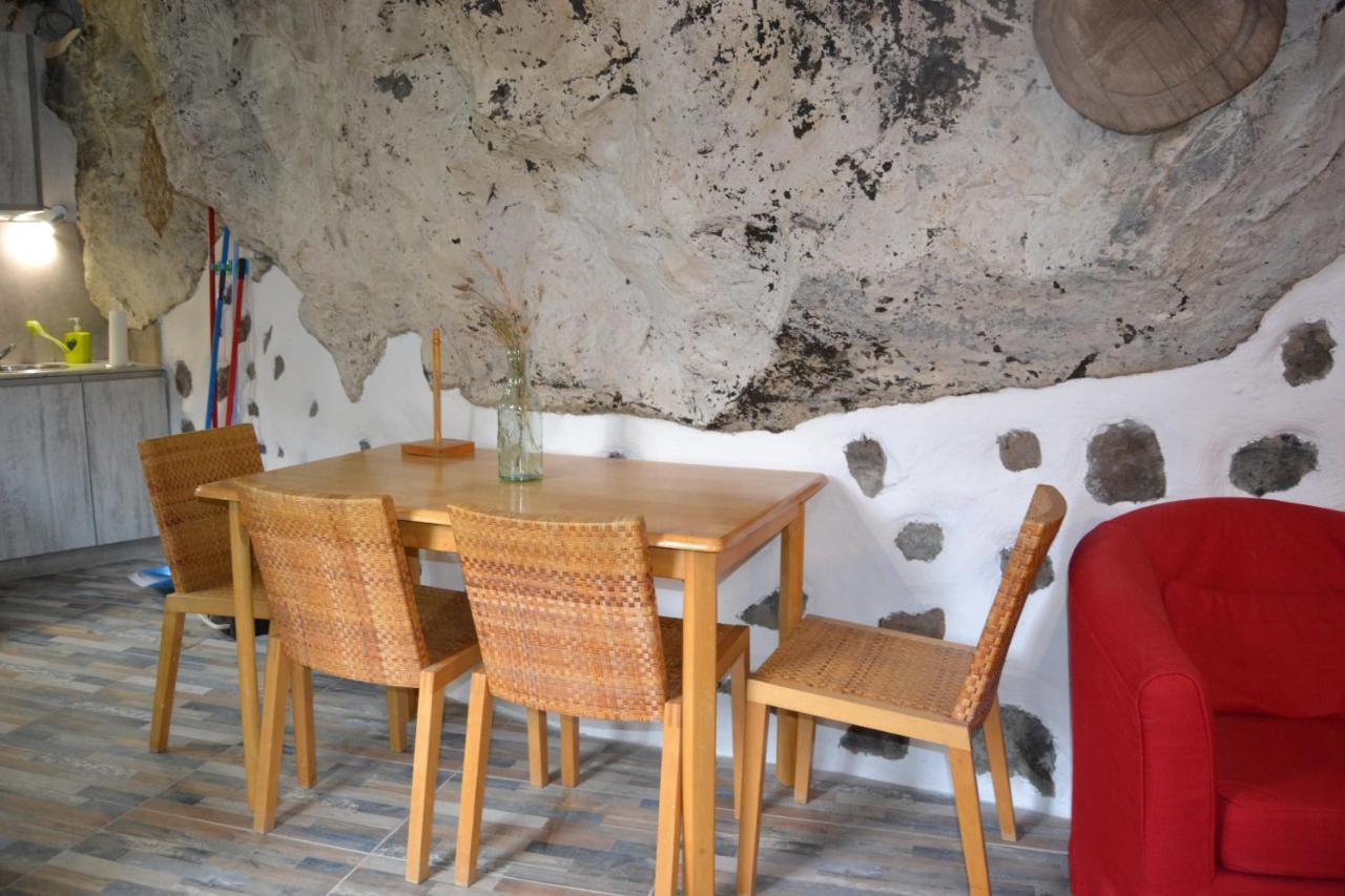 Casa Cueva El Pedregal Tejeda Villa Luaran gambar
